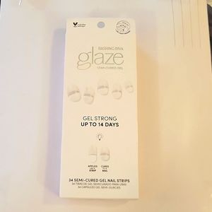 NWT Dashing Diva "White French" glaze Semi-Cured Gel Nail Strips- unopened